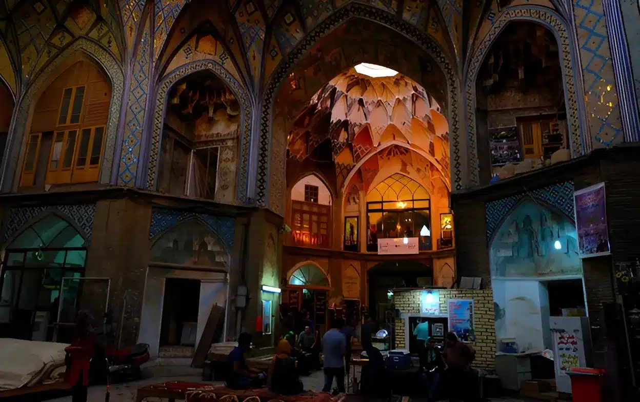 12 جاذبه معروف از جاهای دیدنی کاشان