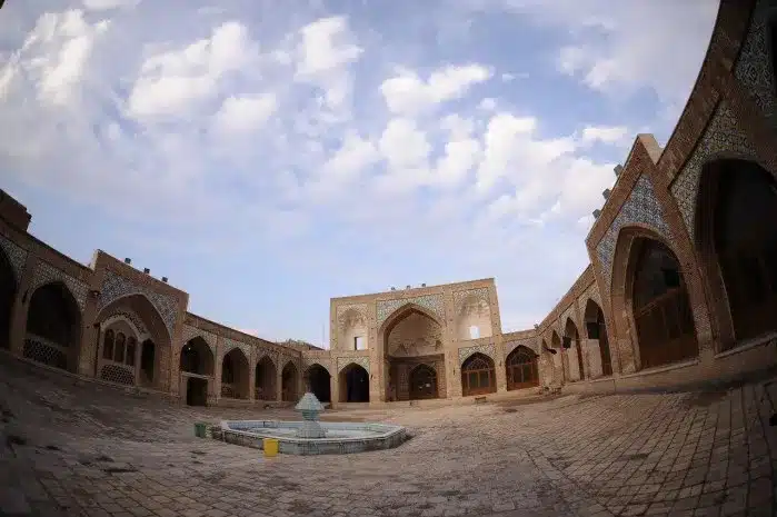 18 تا از جاهای دیدنی چابهار که نباید از دست بدهید