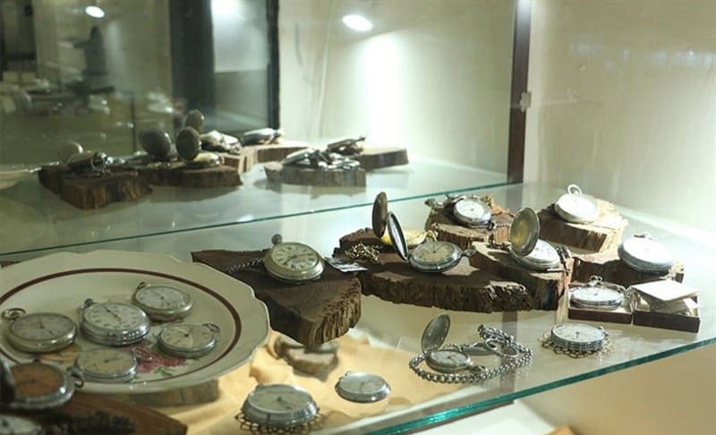 سفر به جاهای دیدنی کرمان؛ معرفی 29 جاذبه گردشگری کرمان + آدرس 23 موزه ساعت کرمان